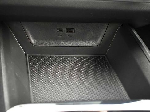 New 2026 Chevrolet Equinox RS image 21