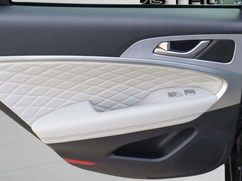 Used 2021 Genesis G70 2.0T w/ Prestige Package image 26