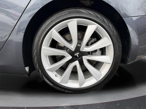 Used 2020 Tesla Model 3 Long Range image 10