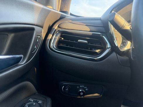 Certified 2023 Chevrolet Equinox RS image 22