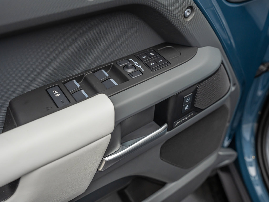 New 2026 Land Rover Defender 110 S AWD/4WD image 26