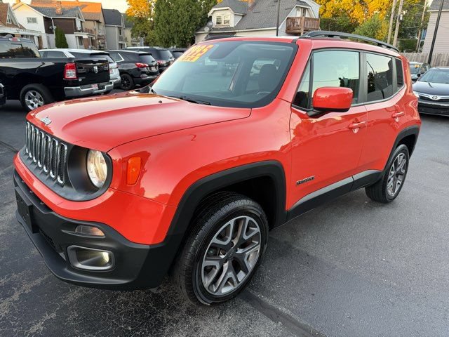 Used 2015 Jeep Renegade Latitude AWD/4WD image 3