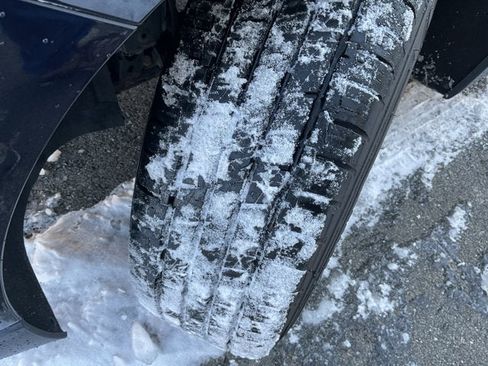 Used 2020 Chevrolet Equinox LT w/ Driver Convenience Package image 34