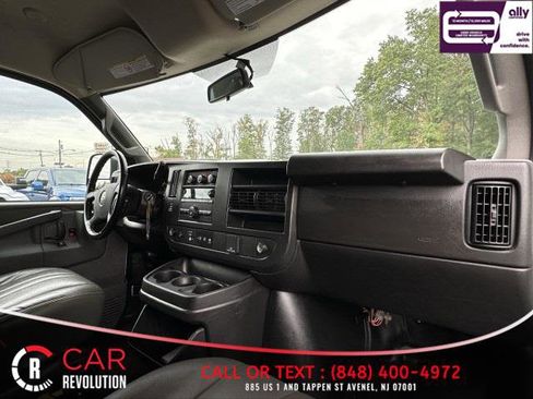 Used 2023 Chevrolet Express 2500 w/ Driver Convenience Package image 39