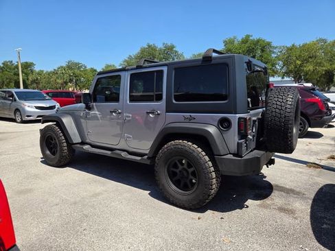 Used 2013 Jeep Wrangler Unlimited Sport AWD/4WD image 4