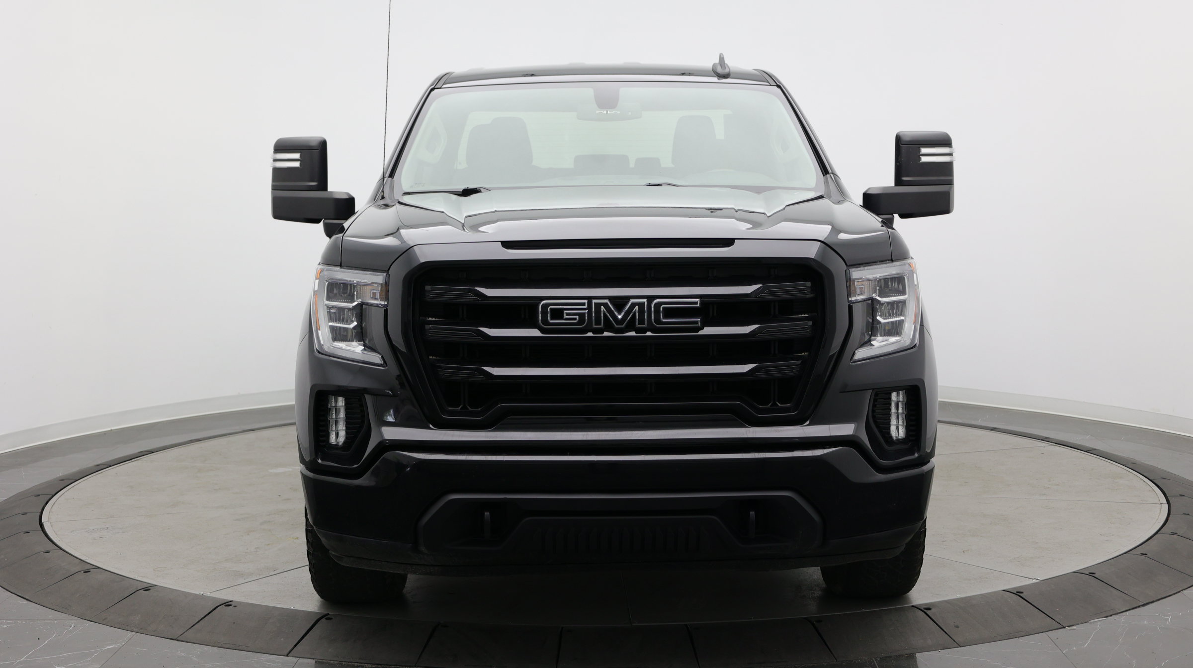 Used 2022 GMC Sierra 1500 Elevation w/ X31 Off-Road Package AWD/4WD image 2