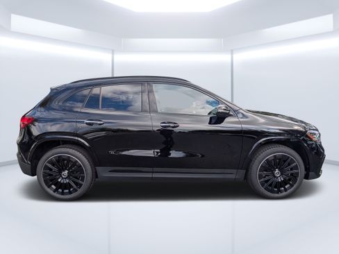 New 2026 Mercedes-Benz GLA 250 4MATIC image 2