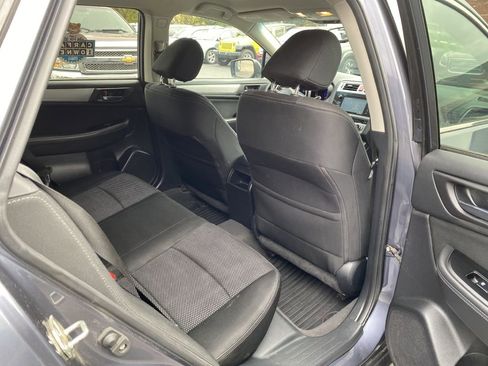 Used 2015 Subaru Outback 2.5i Premium image 17