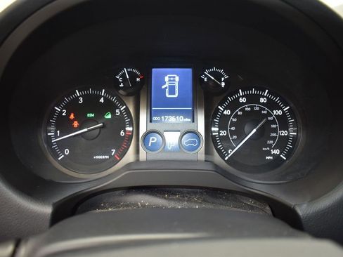 Used 2015 Lexus GX 460 image 28