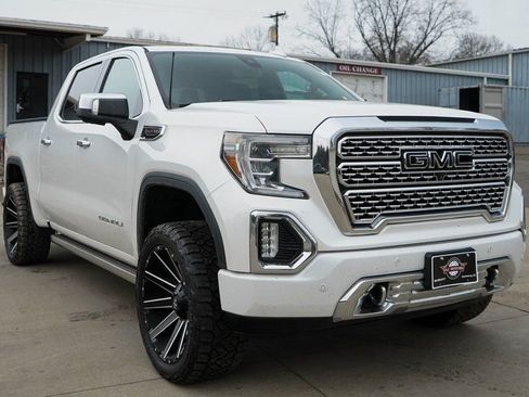 Used 2019 GMC Sierra 1500 Denali w/ Denali Ultimate Package image 38