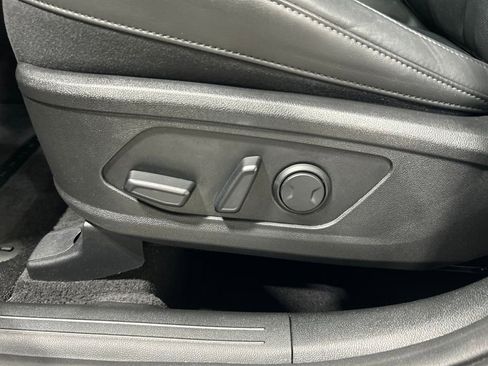 Used 2023 Kia Sorento SX AWD/4WD image 11