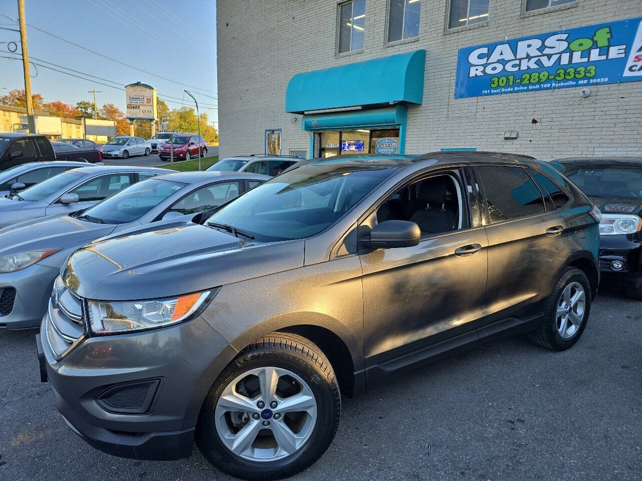 Used 2016 Ford Edge SE FWD image 4