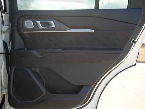 New 2026 Ford Explorer Platinum w/ LUX Leather Package image 20