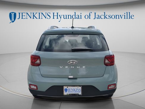 New 2026 Hyundai Venue SEL FWD image 4