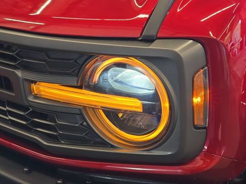 Used 2025 Ford Bronco Raptor AWD/4WD image 32