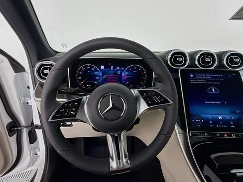 Used 2026 Mercedes-Benz GLC 300 4MATIC image 12
