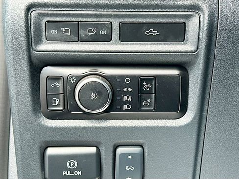 Used 2023 Ford F150 Lariat w/ Equipment Group 502A High image 10