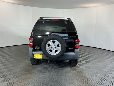 Used 2005 Jeep Liberty Sport AWD/4WD image 6