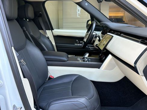 Certified 2022 Land Rover Range Rover Long Wheelbase SE AWD/4WD image 25