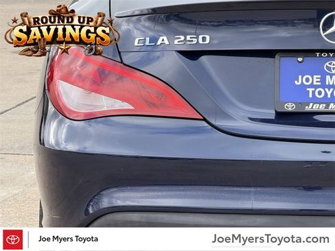 Used 2018 Mercedes-Benz CLA 250 image 10