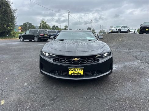 Used 2021 Chevrolet Camaro LT image 8