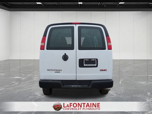 Used 2012 GMC Savana 2500 Extended image 7