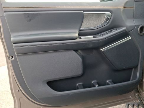 New 2026 Ford Expedition Tremor image 8