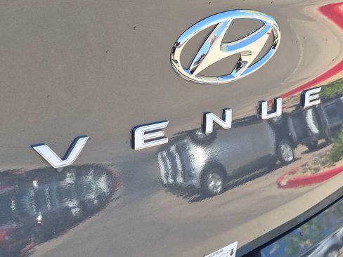 New 2026 Hyundai Venue SEL FWD image 12
