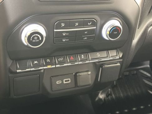 Used 2025 GMC Sierra 1500 Pro w/ Pro Value Package AWD/4WD image 17