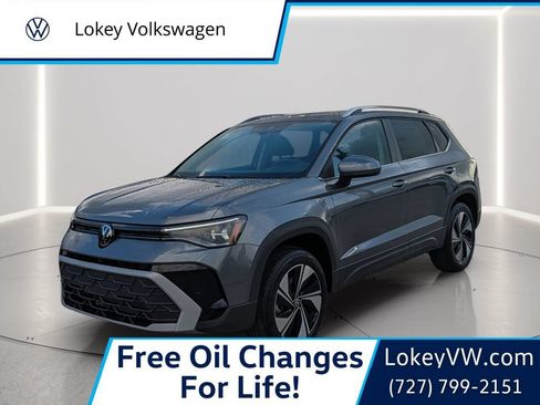 New 2026 Volkswagen Taos SE AWD/4WD image 1