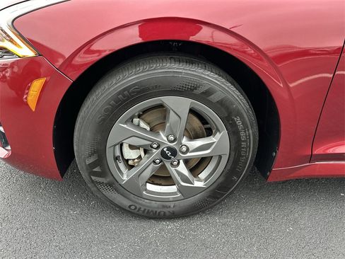 Used 2024 Kia K5 LXS image 10