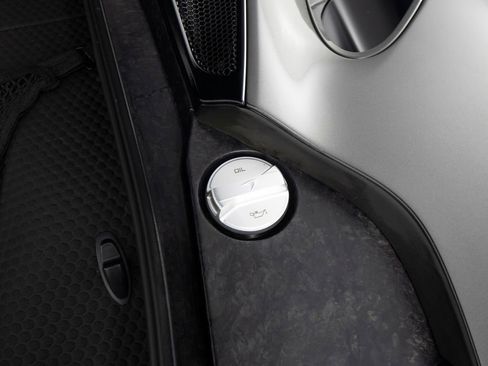 Used 2021 McLaren GT RWD image 44