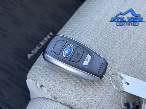 Used 2024 Subaru Ascent Premium w/ Convenience Package image 27