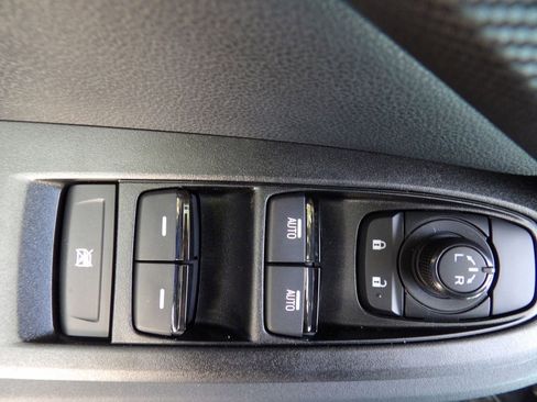 New 2026 Subaru Crosstrek 2.0i Premium AWD/4WD image 9