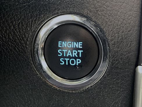 Used 2024 Toyota 4Runner SR5 Premium image 23