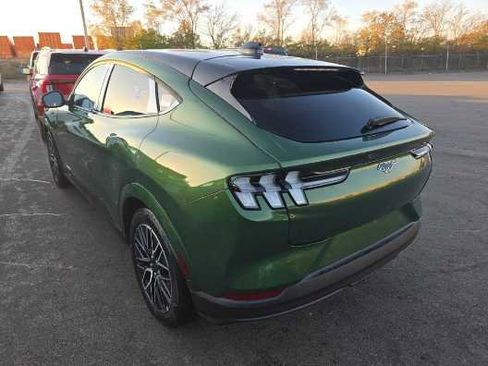 Used 2025 Ford Mustang Mach-E Premium image 4