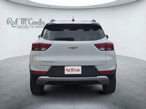 Used 2023 Chevrolet TrailBlazer LT FWD image 4
