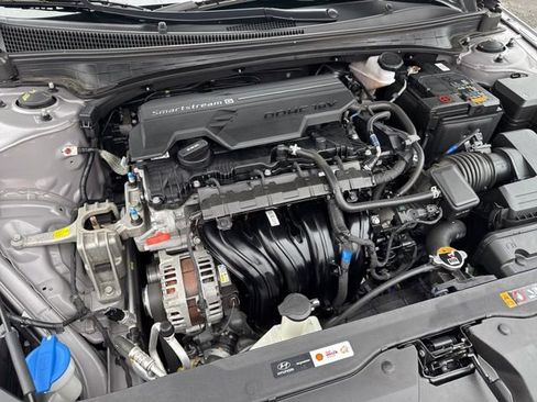 Used 2023 Hyundai Elantra SEL image 25