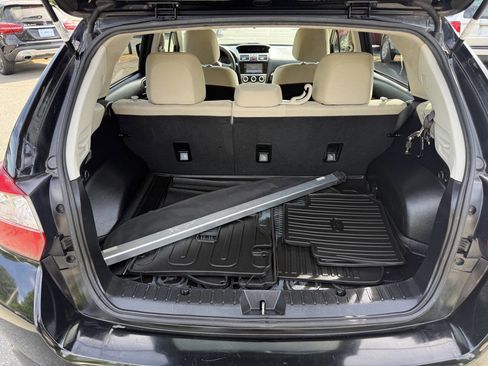 Used 2017 Subaru Crosstrek 2.0i Premium AWD/4WD image 12