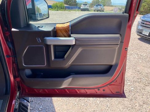 Used 2018 Ford F150 King Ranch w/ Equipment Group 601A Luxury AWD/4WD image 16
