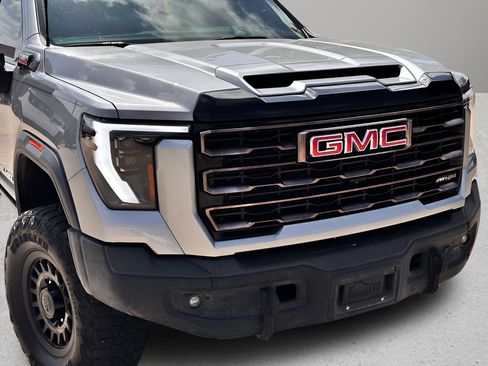 Used 2025 GMC Sierra 2500 AT4X w/ AT4X AEV Edition AWD/4WD image 27