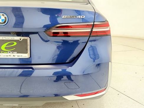 Used 2025 BMW i5 eDrive40i RWD image 28