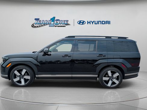Used 2024 Hyundai Santa Fe Limited FWD image 5