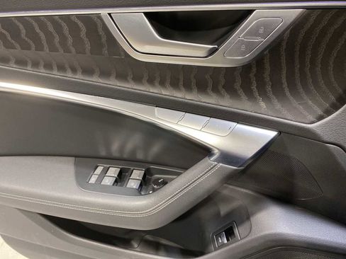 Used 2021 Audi A6 Premium Plus w/ Premium Plus Package image 23