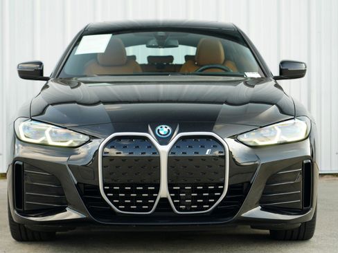 Used 2024 BMW i4 eDrive35 w/ M Sport Package image 7