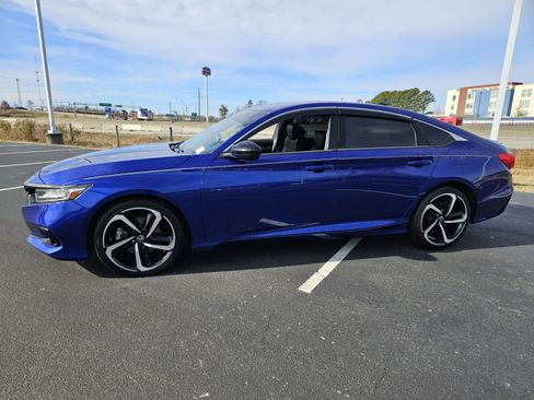 Used 2021 Honda Accord Sport image 3