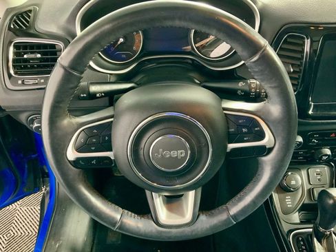 Used 2018 Jeep Compass Limited image 21