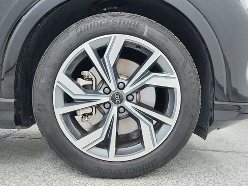 Used 2024 Audi Q4 e-tron Premium w/ Convenience Package image 14