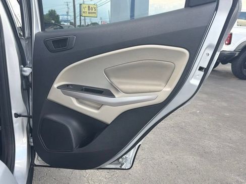 Used 2022 Ford EcoSport S AWD/4WD image 27