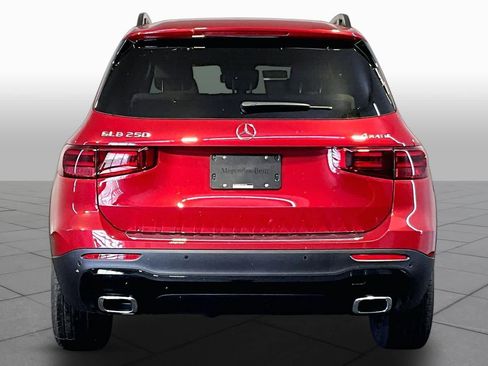 New 2026 Mercedes-Benz GLB 250 4MATIC image 4